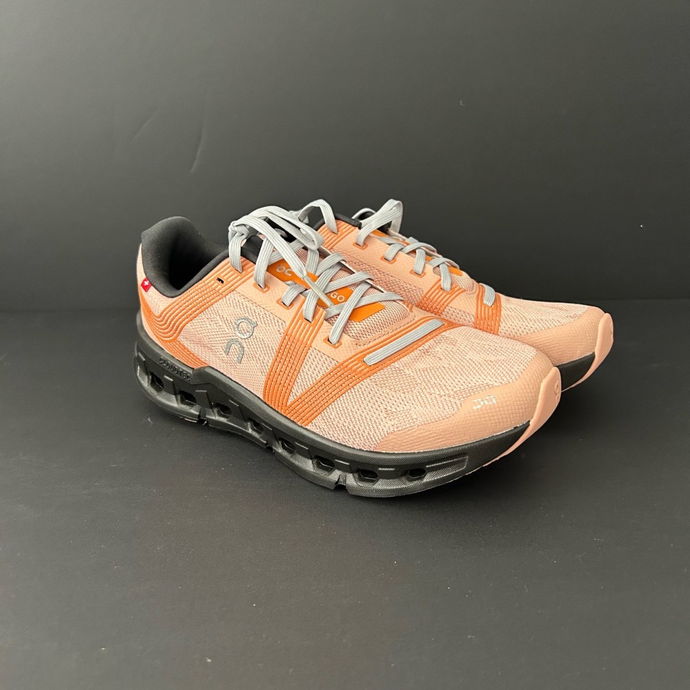 On Clouds Peach Sneakers